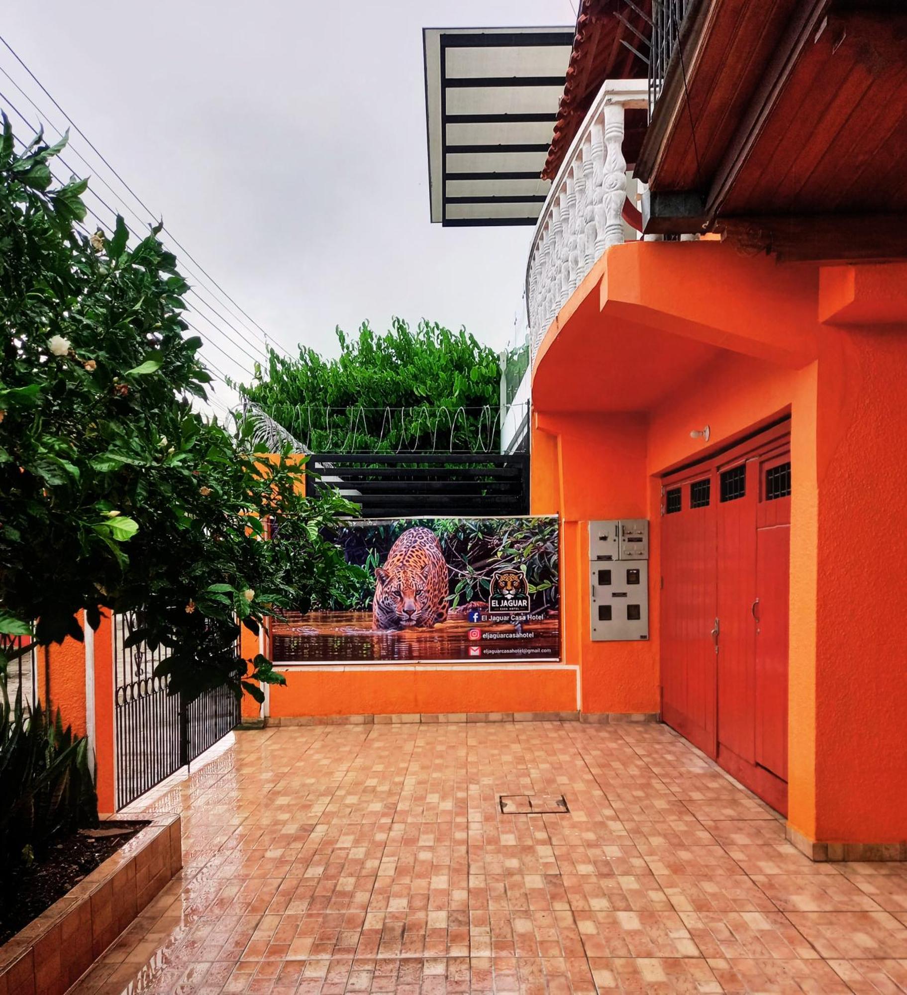 El Jaguar Casa Hotel Leticia Dış mekan fotoğraf
